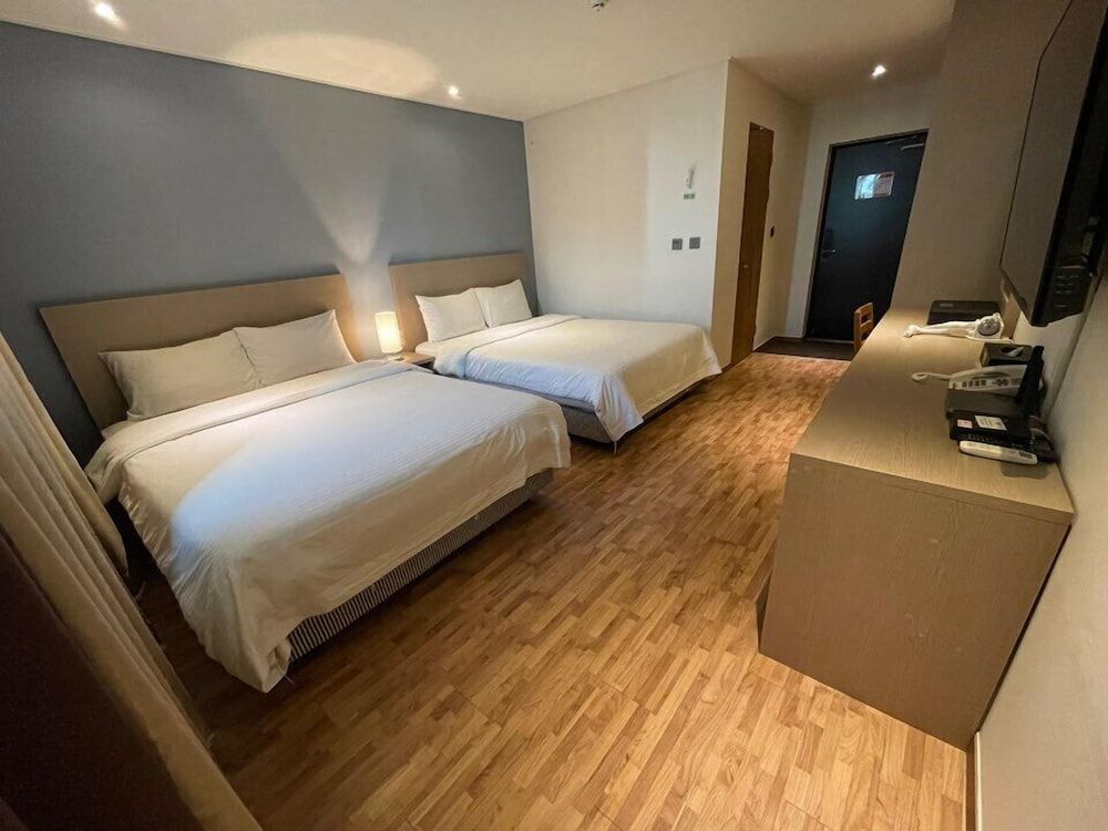 Sea & Moon Tourist Hotel Ocean View 4 persons Family Room