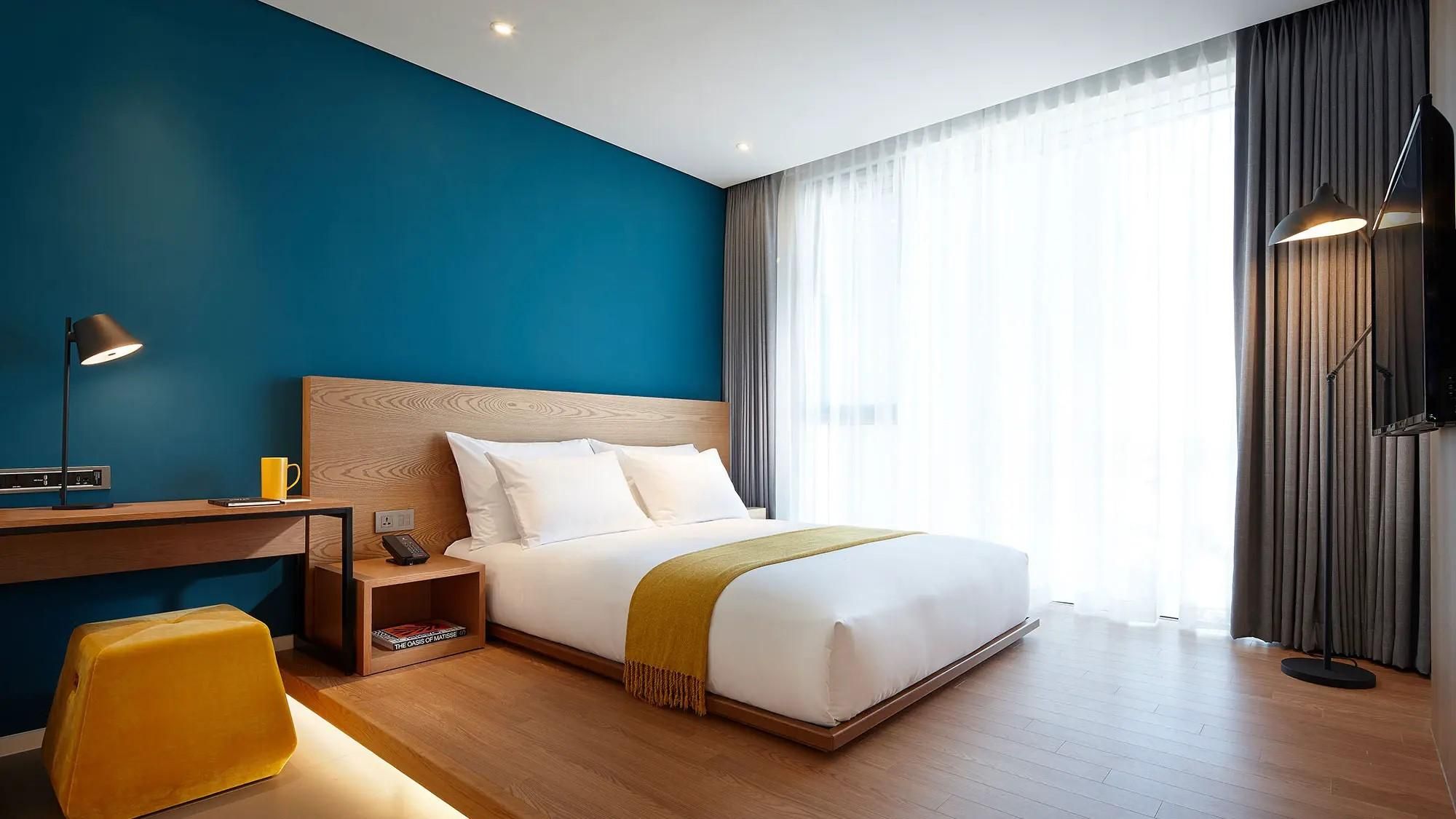 L7 HONGDAE by LOTTE HOTELS Standard Double 2