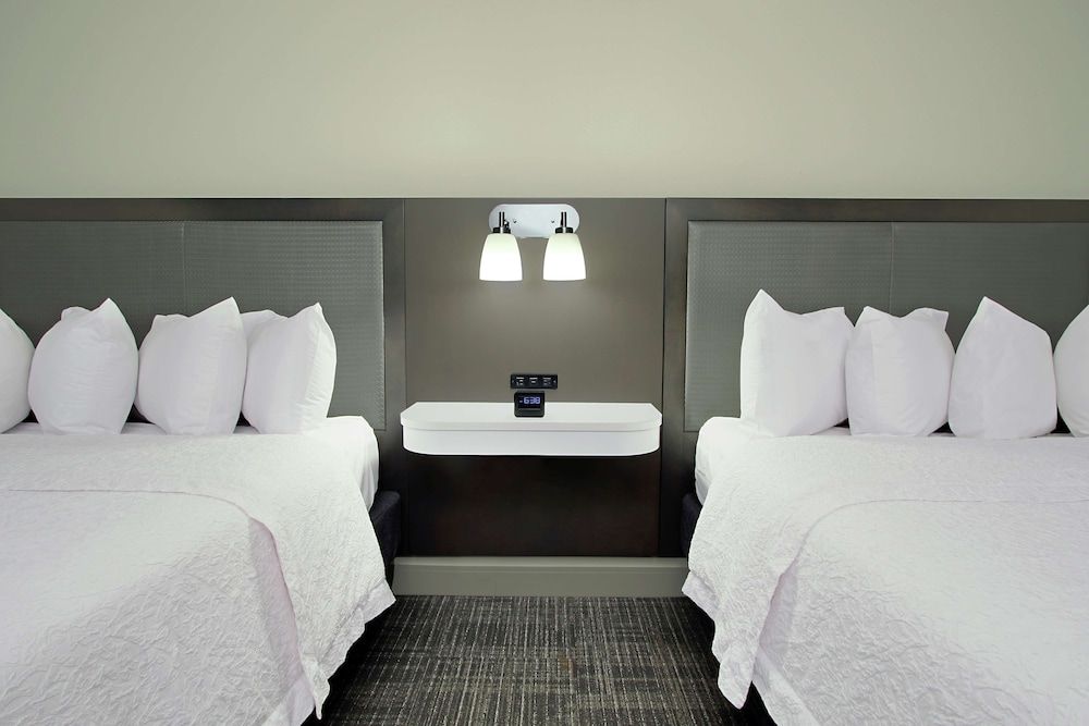 Room, 2 Queen Beds, Accessible, Non Smoking