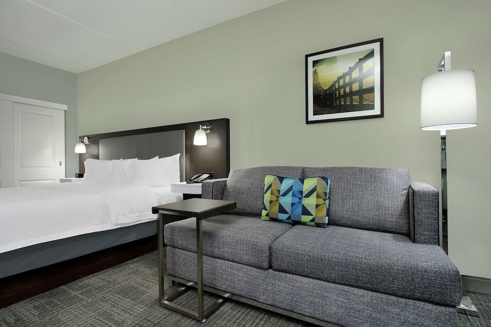 Suite, 1 King Bed, Non Smoking