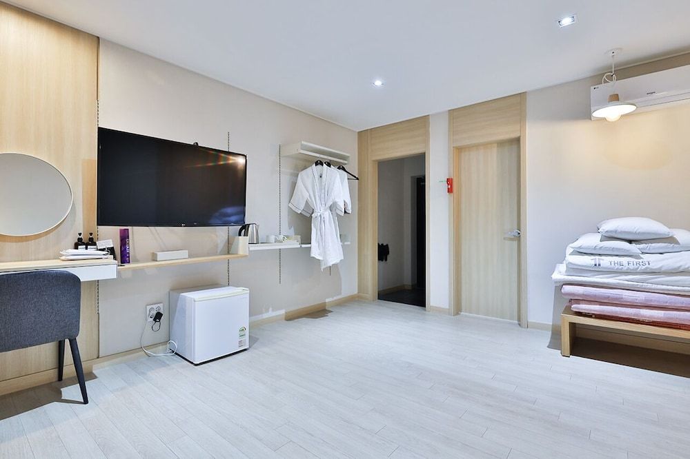 The First Hotel Family Ondol 3