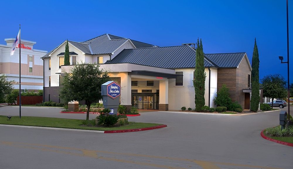 undefined Hampton Inn & Suites Houston-Cypress Station 5
