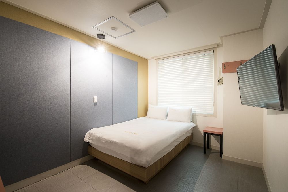 undefined Champion Hotel Jeju 3