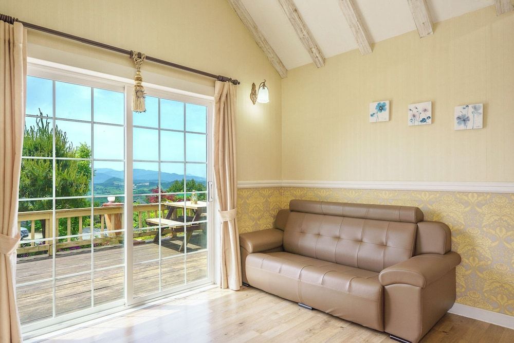 Pungcha & Herb Pension Herbrose 4