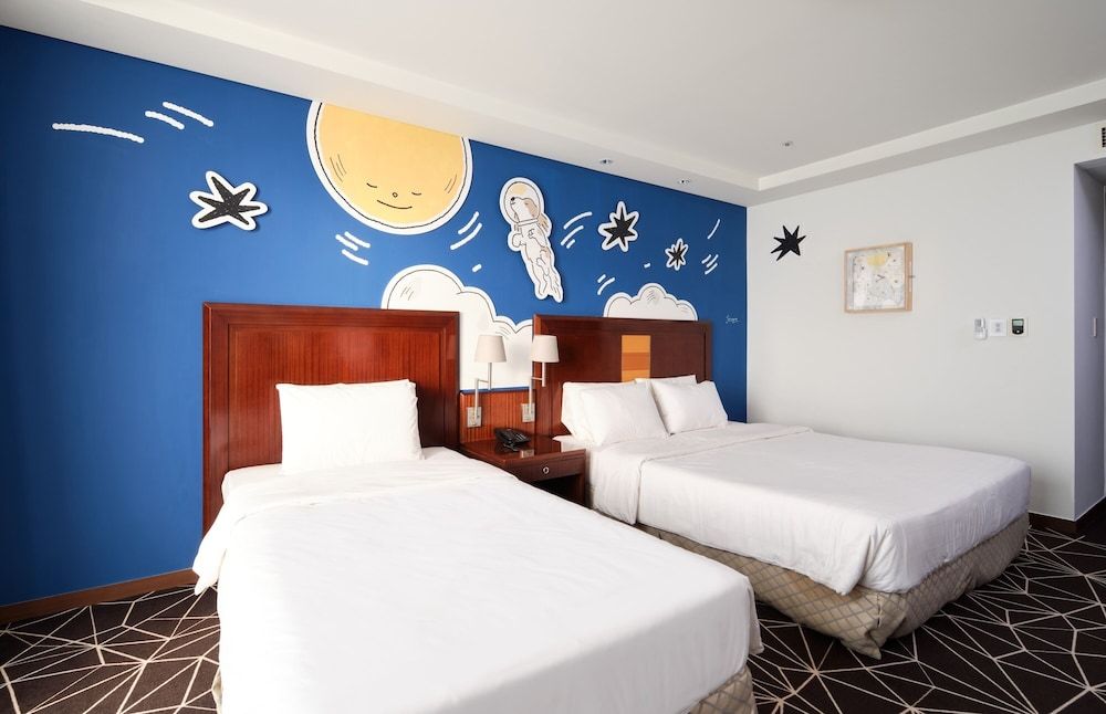 Adonis Hotel Artstay Garden Deluxe Twin 17