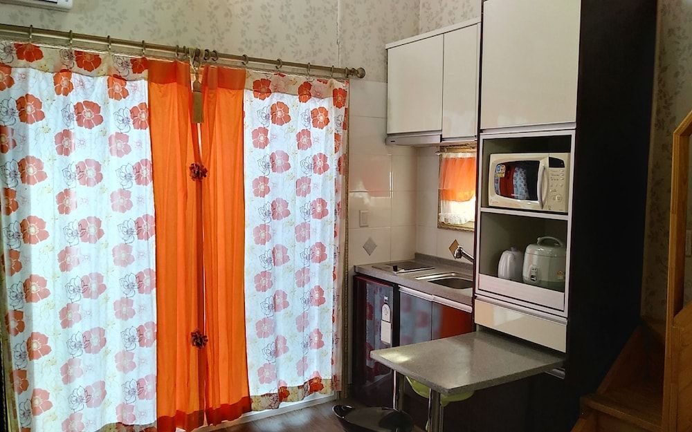 As First Time Pension Duplex (Beauty and the Beast) 4