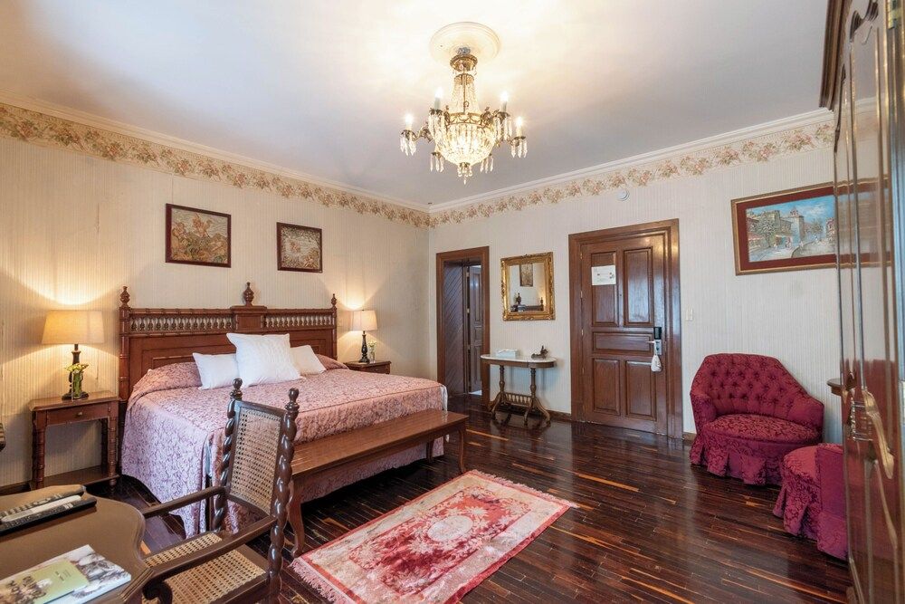 Classic Room, 1 King Bed