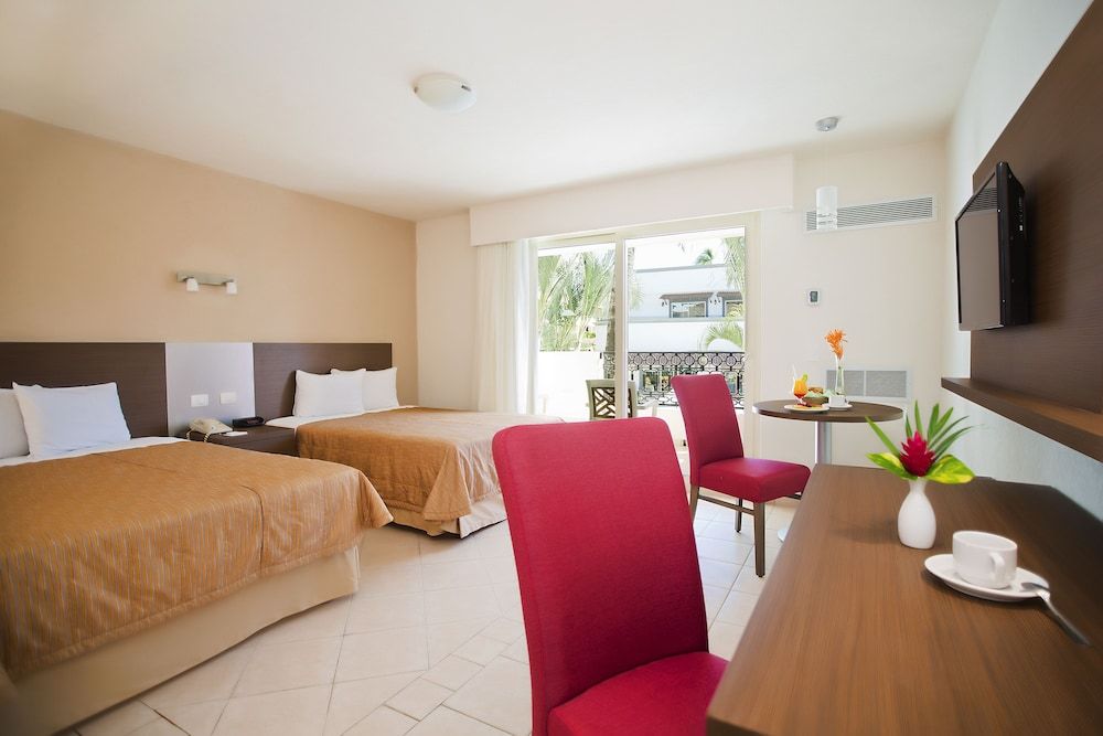 Standard Room, 2 Double Beds