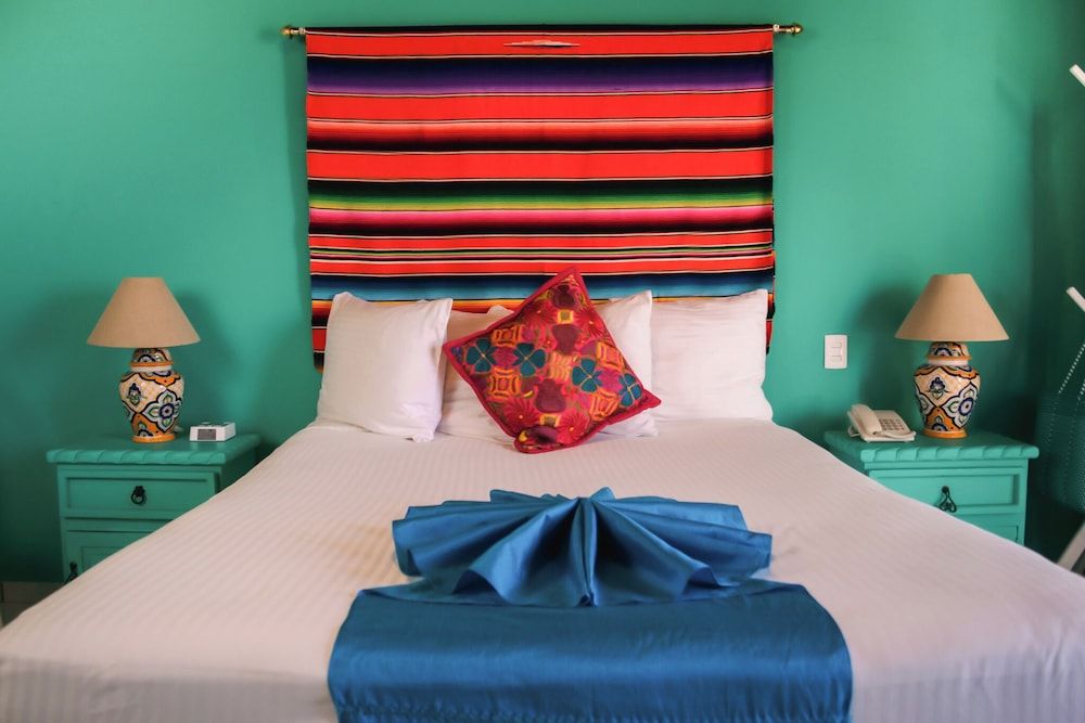 Standard Room, 1 Queen Bed