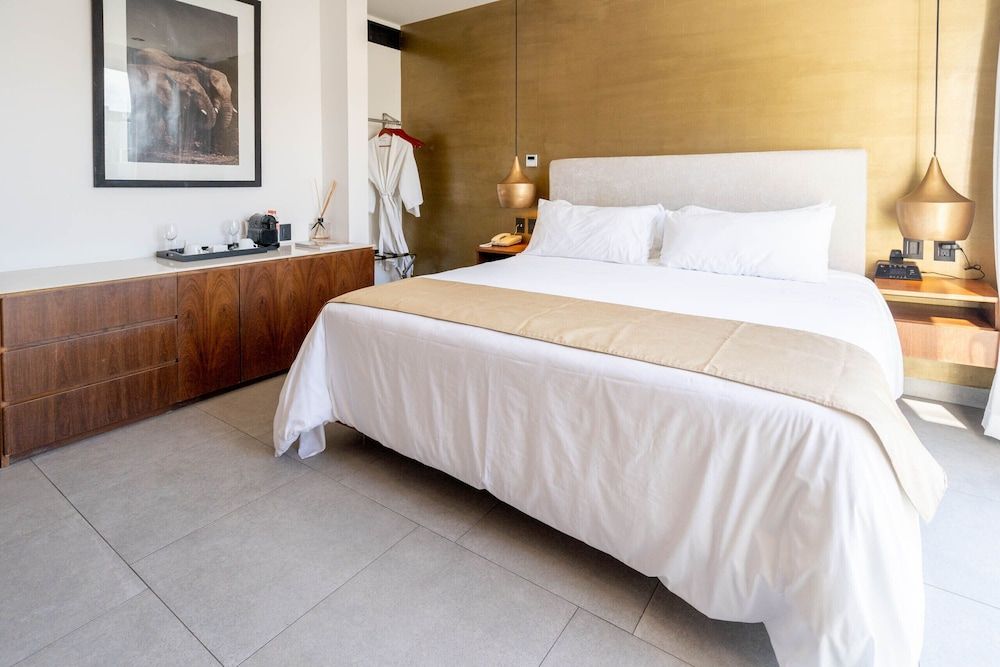 IT Boutique Hotel & Restaurant Deluxe Plus 4