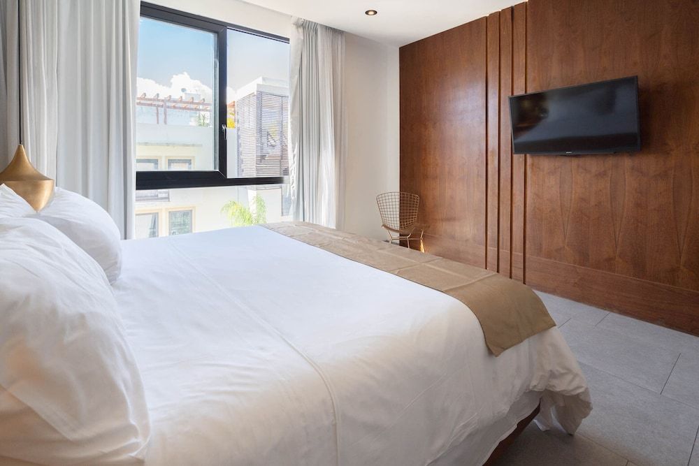 IT Boutique Hotel & Restaurant Deluxe Plus 3