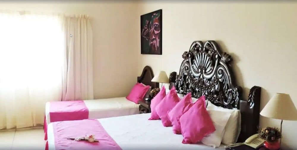 Marina Banderas Suites Estudio