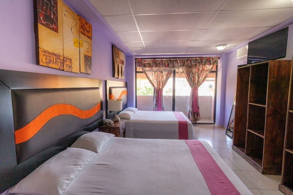 Hotel Savaro Quadruple Room 3