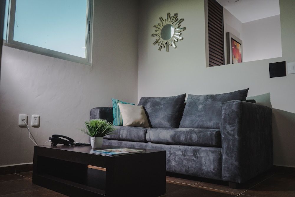 Hotel Careyes Deluxe Suite 4