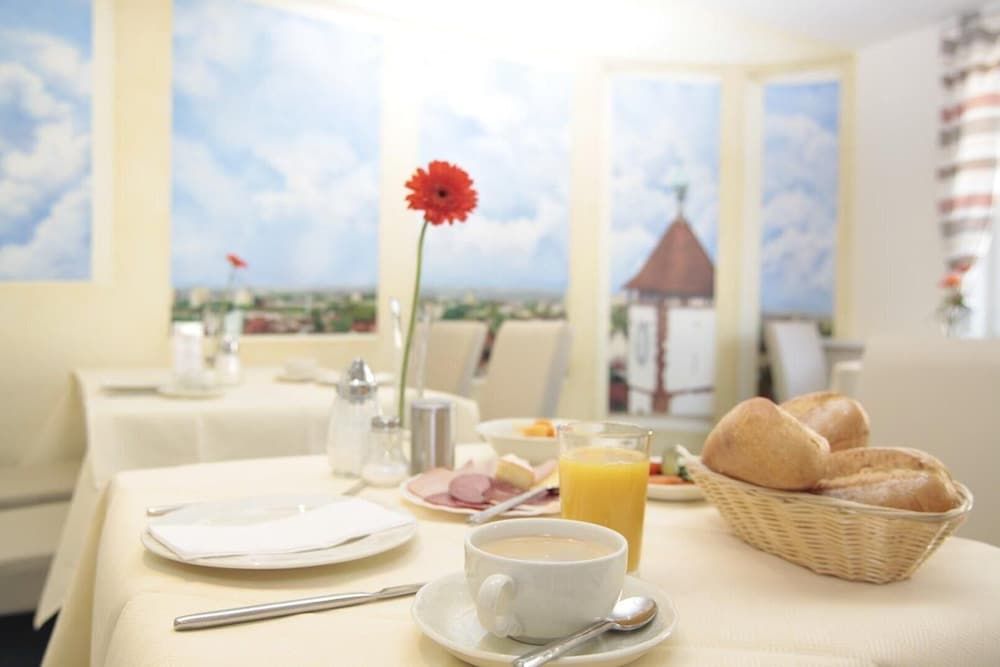 undefined City Hotel Freiburg 10