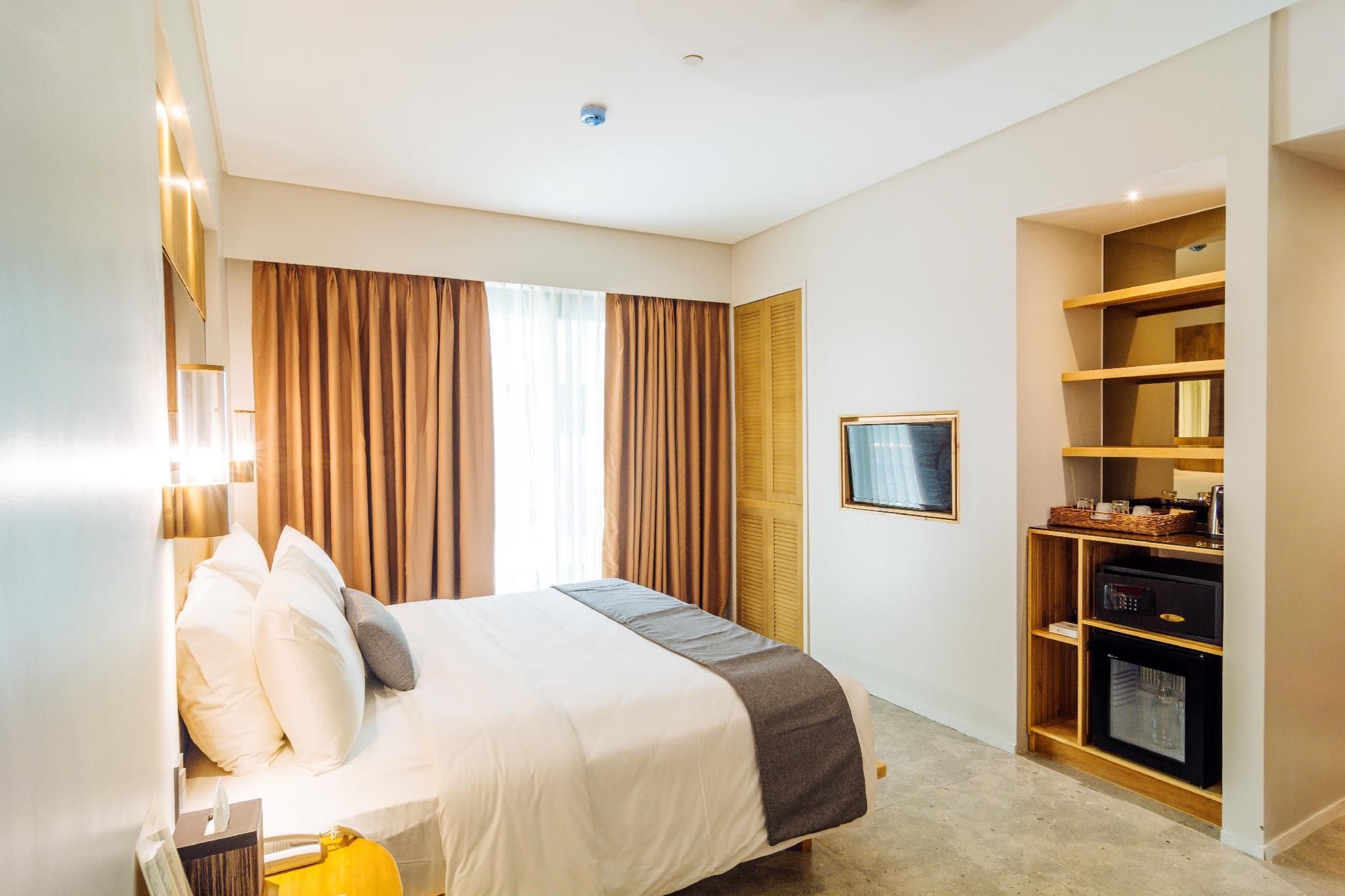 undefined Banana Bay Boracay 3