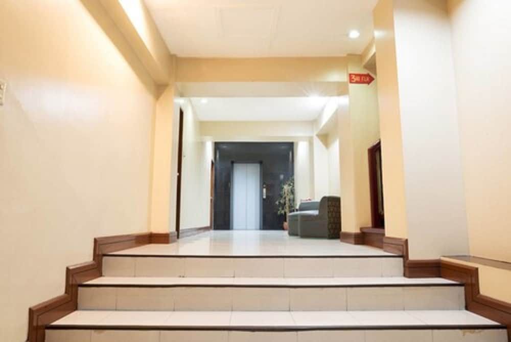 undefined New Winston Hotel 8