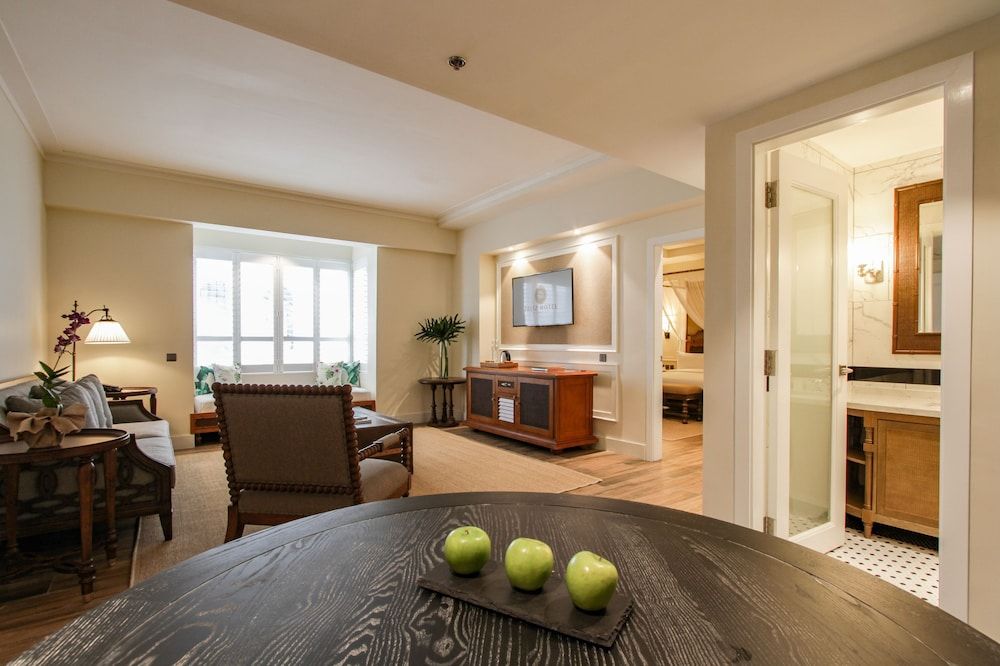 Feliz Hotel Boracay Managed by Enderun Hotels Feliz Suite 4