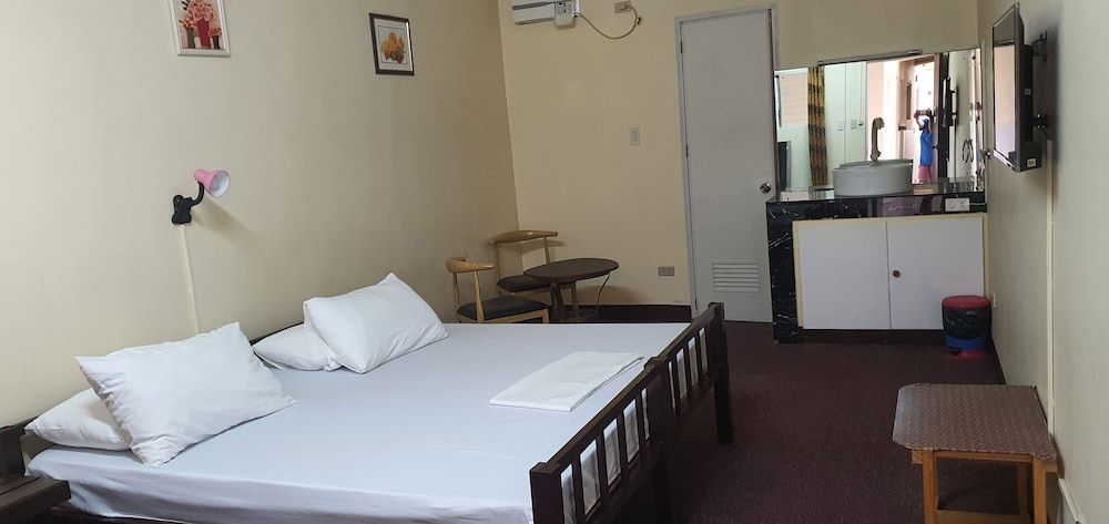 Cool Martin Resort Hotel Studio for 2