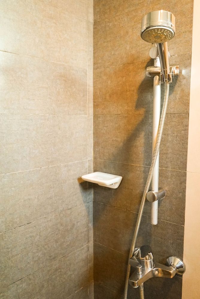 Tacloban Plaza Hotel Deluxe Double Room 4