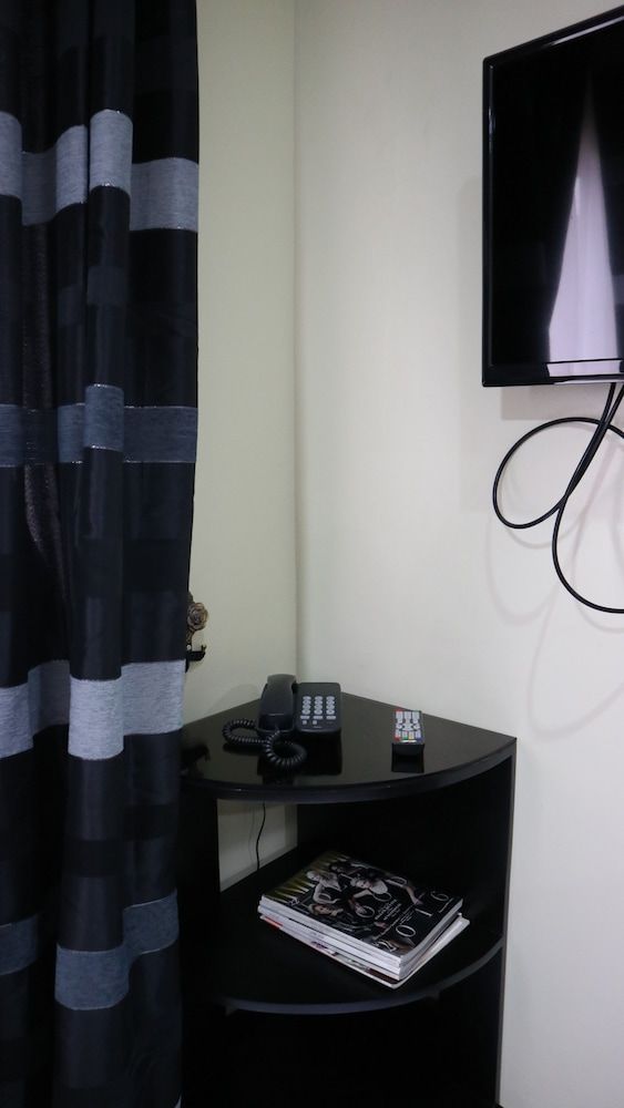 Doniti Suites and Events Place Basic Studio Suite 10