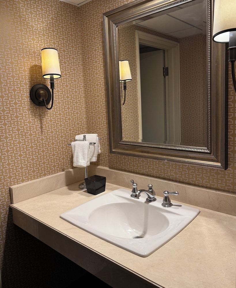 Los Angeles Athletic Club Deluxe Room, 1 Queen Bed, City View (Deluxe Queen) 7