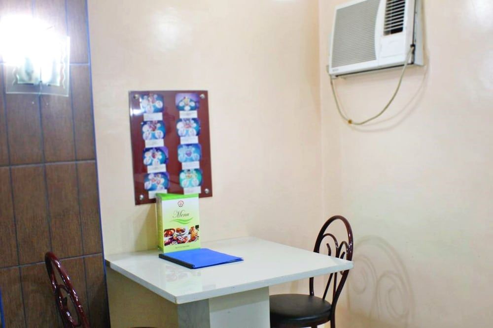 Mahal Kita Drive Inn Standard Room 11