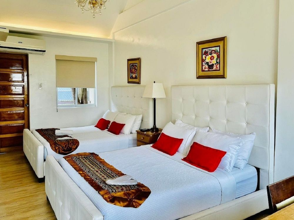 The Carmelence Lodge