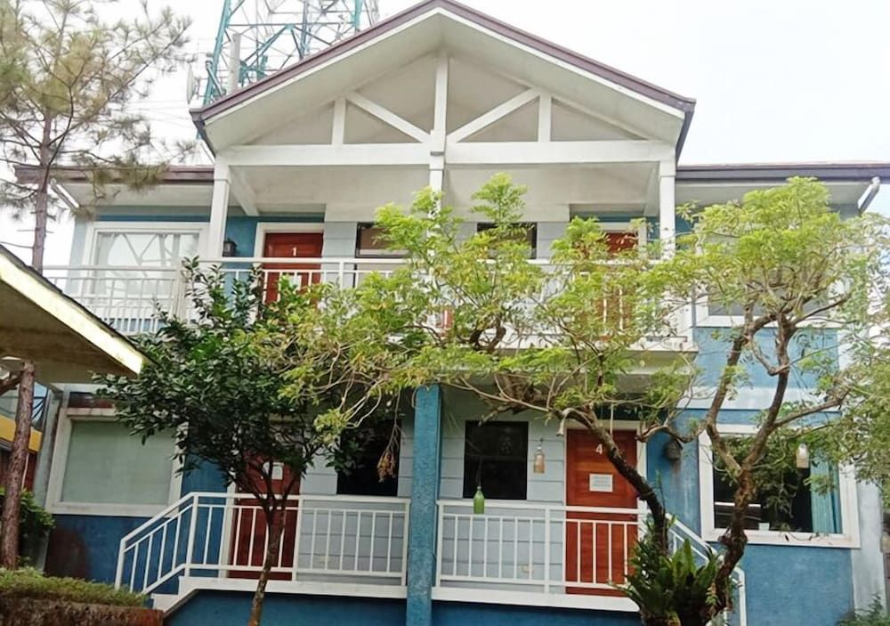The Carmelence Lodge