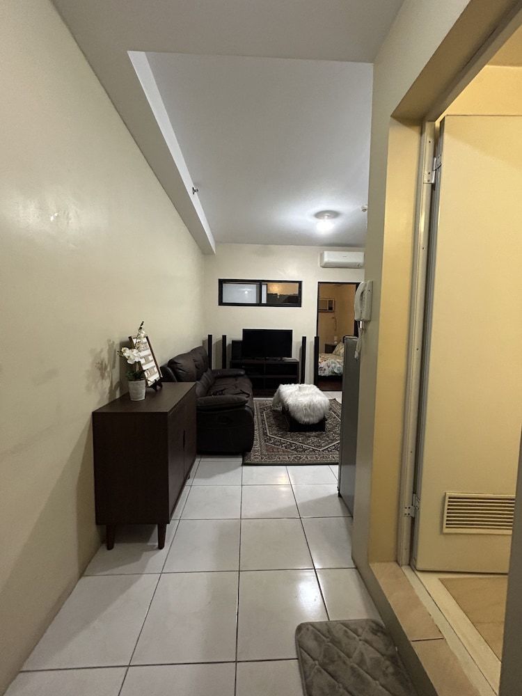 Manila Lee - Malate Bayview Mansion Basic Condo, 1 Bedroom, Smoking, Bay View 21