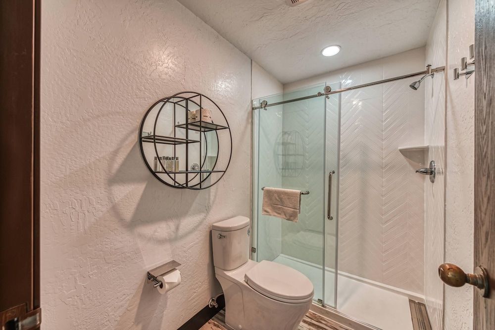 Casa Via Mar Inn, an Ascend Collection Hotel Standard Room, 2 Queen Beds, Non Smoking 6