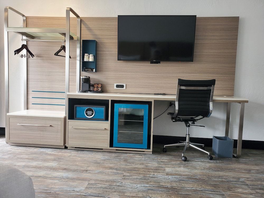 Casa Via Mar Inn, an Ascend Collection Hotel Standard Room, 2 Queen Beds, Non Smoking 16