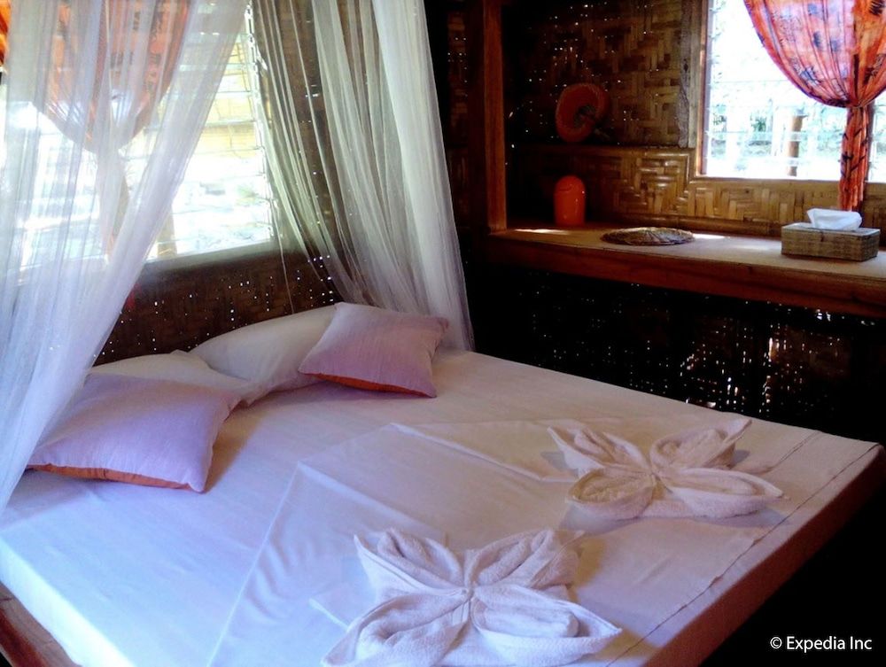Nypa Style Resort Camiguin Standard Bungalow, 1 Queen Bed, Non Smoking, Garden View 9