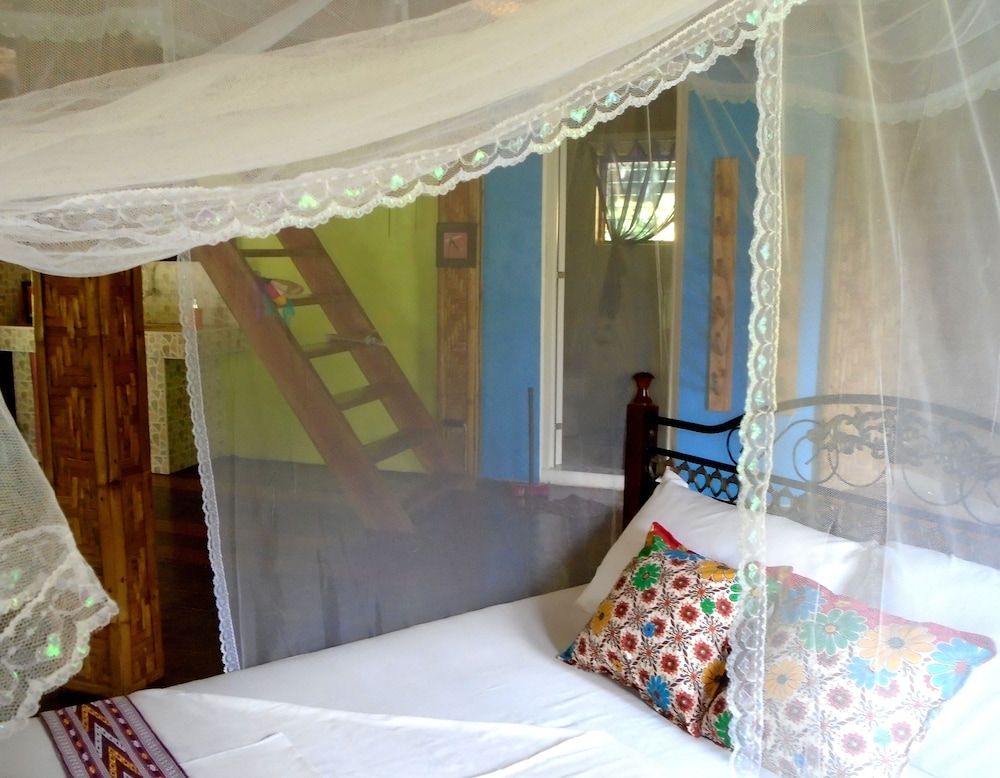 Nypa Style Resort Camiguin Romantic Villa 4