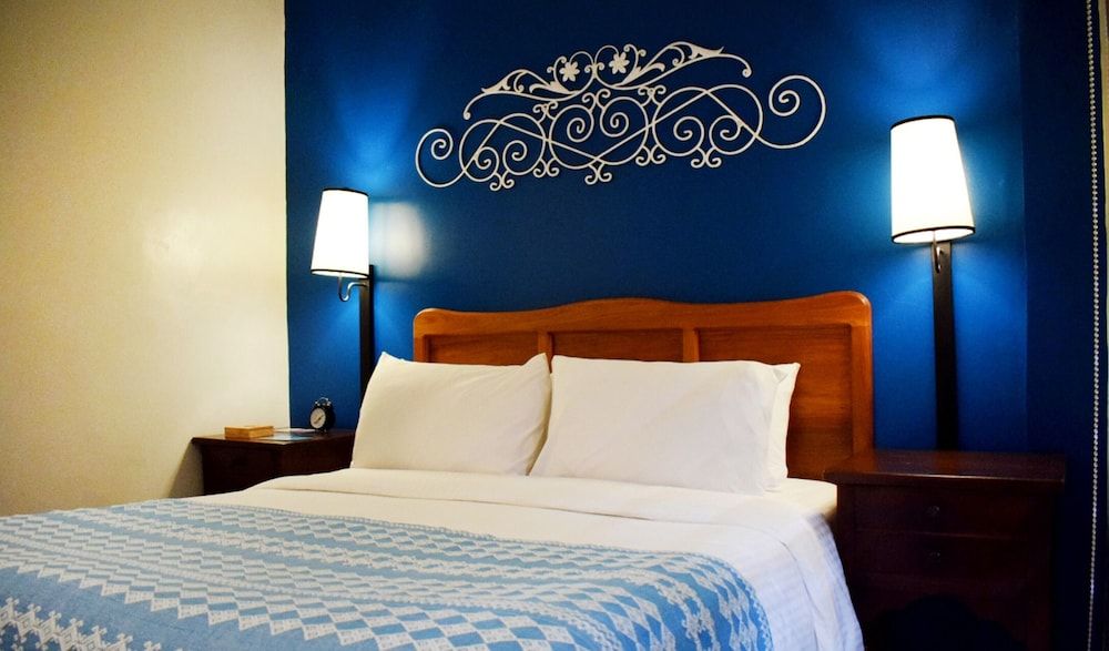 Paradores de Vigan Deluxe Room, 1 Bedroom, Courtyard View 2