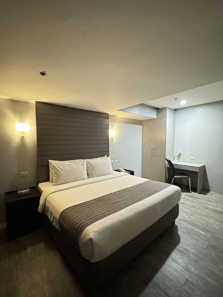 1A Express Hotel Executive Single Room 4