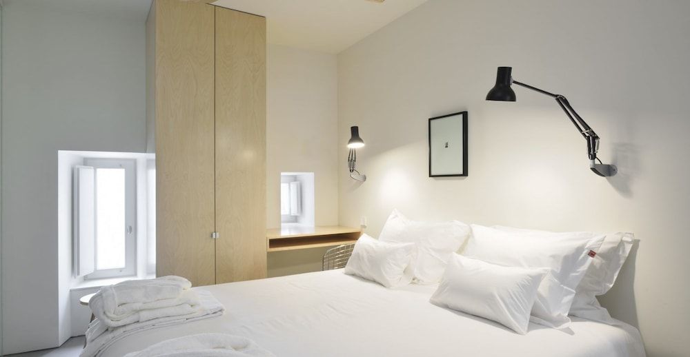 Apartment, 1 Bedroom (Paulo Nozolino)