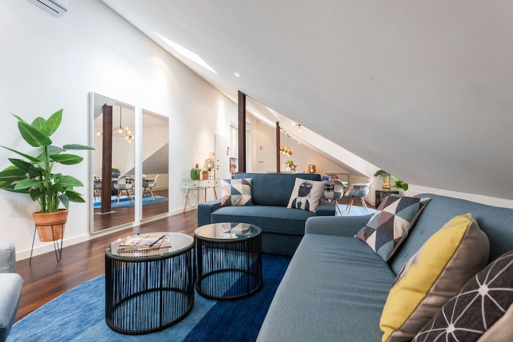 Casa da Barroca: spacious A-location designer loft Design Loft, 2 Bedrooms, 2 Bathrooms, City View 14