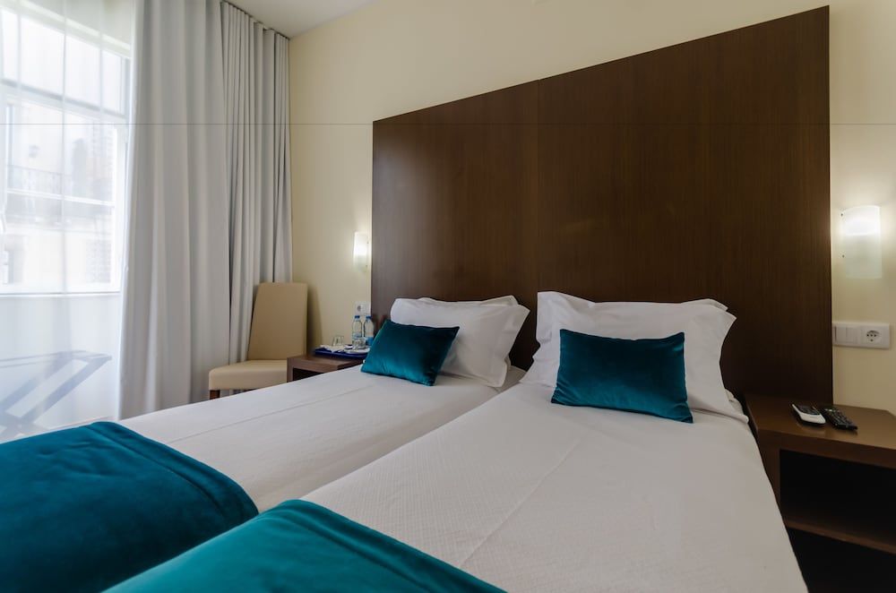 Hotel LX Rossio Twin Room 6