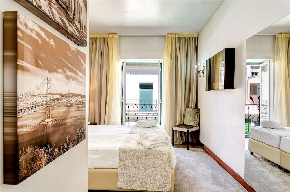 Hotel LX Rossio Twin Room 4