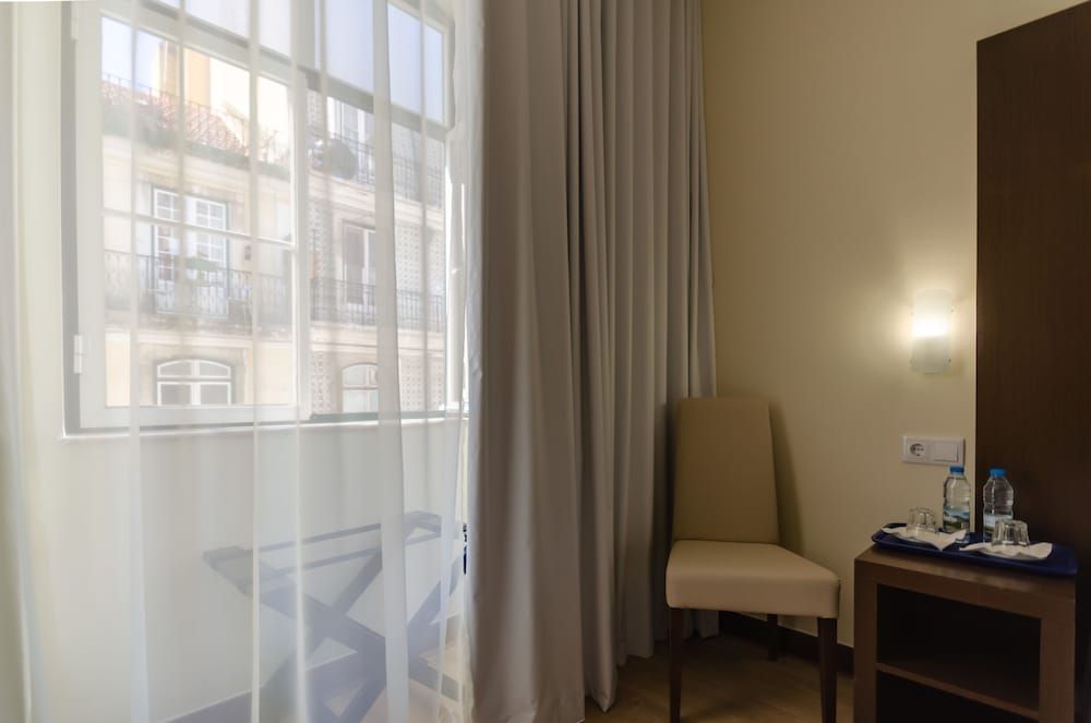 Hotel LX Rossio Twin Room 12