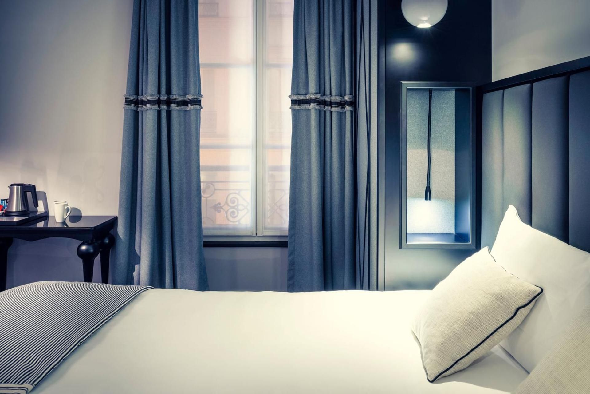 Multi-room 2 rooms close together