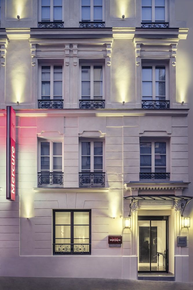 undefined Mercure Paris Arc de Triomphe Wagram 2