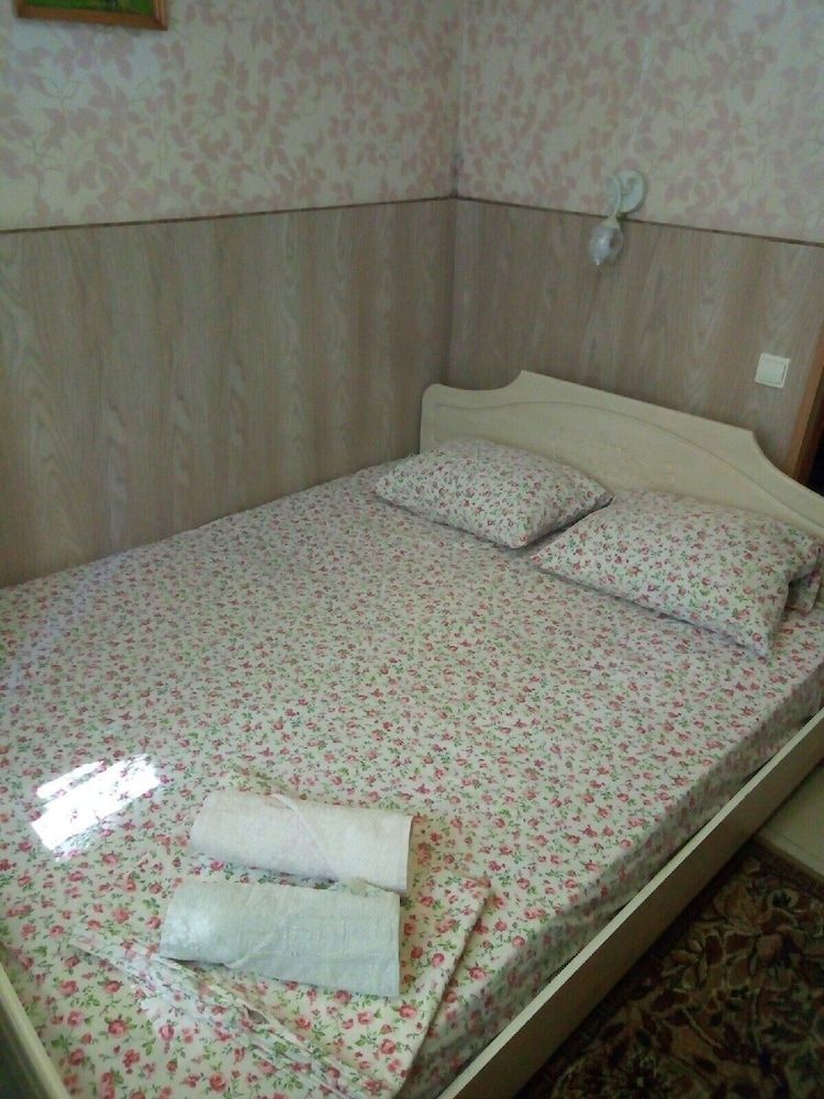 Standard Double or Twin Room, Shared Bathroom