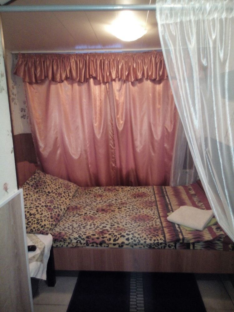 Economy Double Room, Private Bathroom