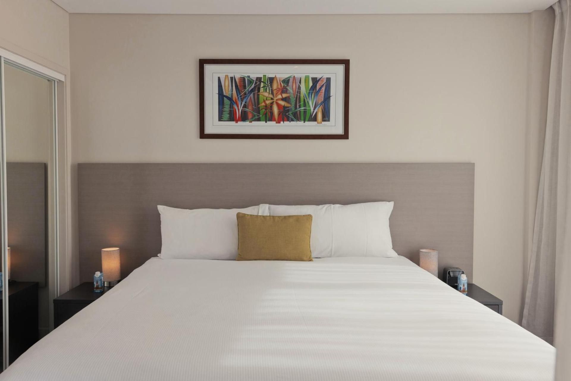 Point Hotel Suite with Balcony