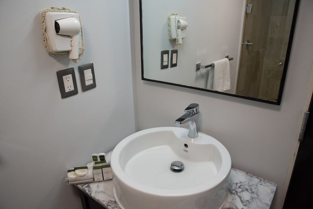 LaiLa Hotel CDMX Superior Room, 2 Double Beds 15