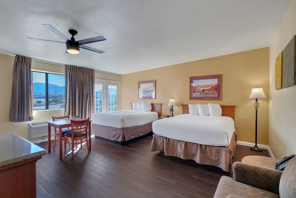 Clarion Inn Room, 2 Queen Beds, Accessible, Non Smoking