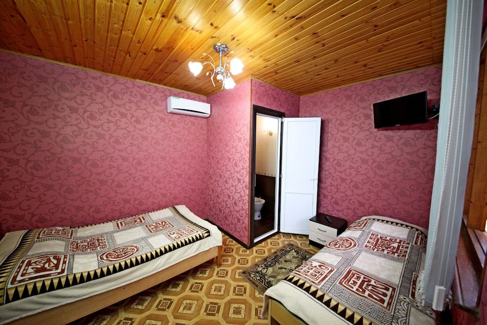 Standard Triple Room, Courtyard Area