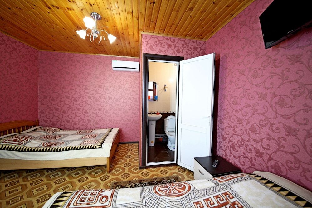 Standard Triple Room, Courtyard Area